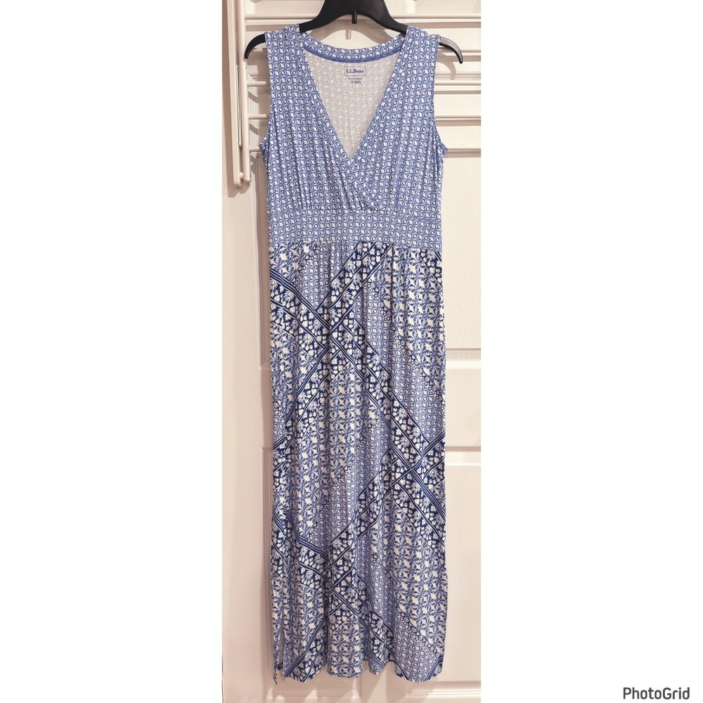 LL Bean Blue & White Mixed Pattern Vneck Sleeveless Sun Dress Small